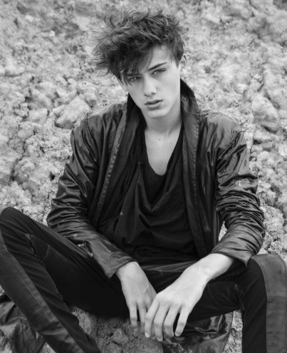 世界第一帅男孩:威廉·富兰克林·米勒,4岁当模特,12岁红遍网络