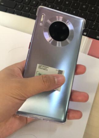 华为mate30p 5g首批用户评价出炉,优缺点明显,有人准备用四年!