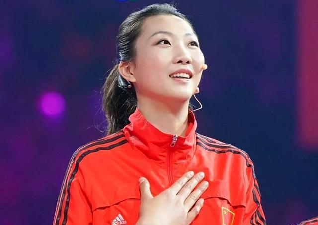 总之,健健康康的袁心玥,不仅对她本人和家人非常重要,对八一女排对
