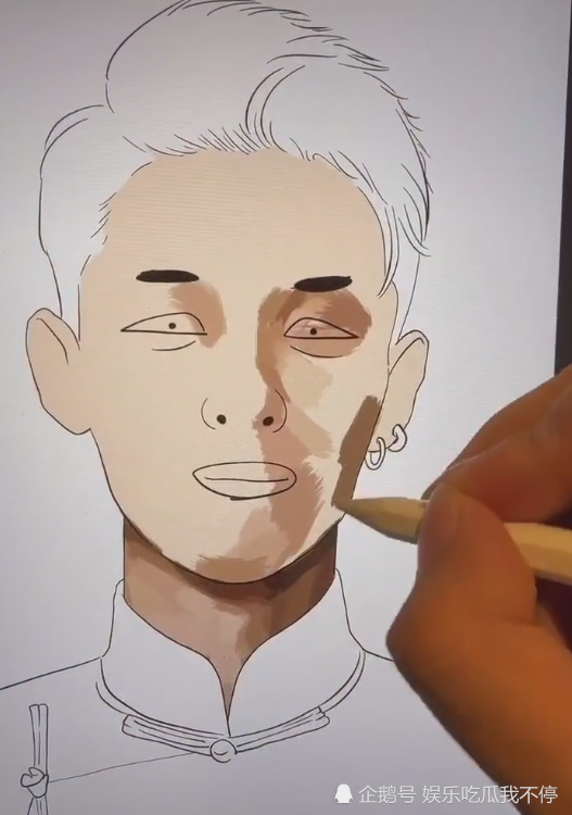 画师用平板手绘秦霄贤过程就像恐怖片粉丝还好把刀收住了