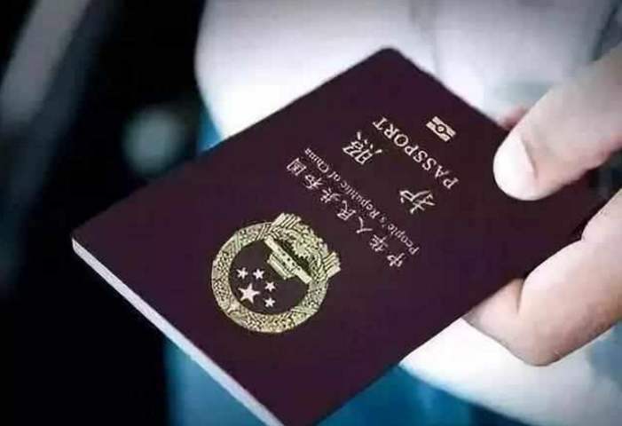 大使馆警告:这些放弃中国国籍的明星,以后禁用