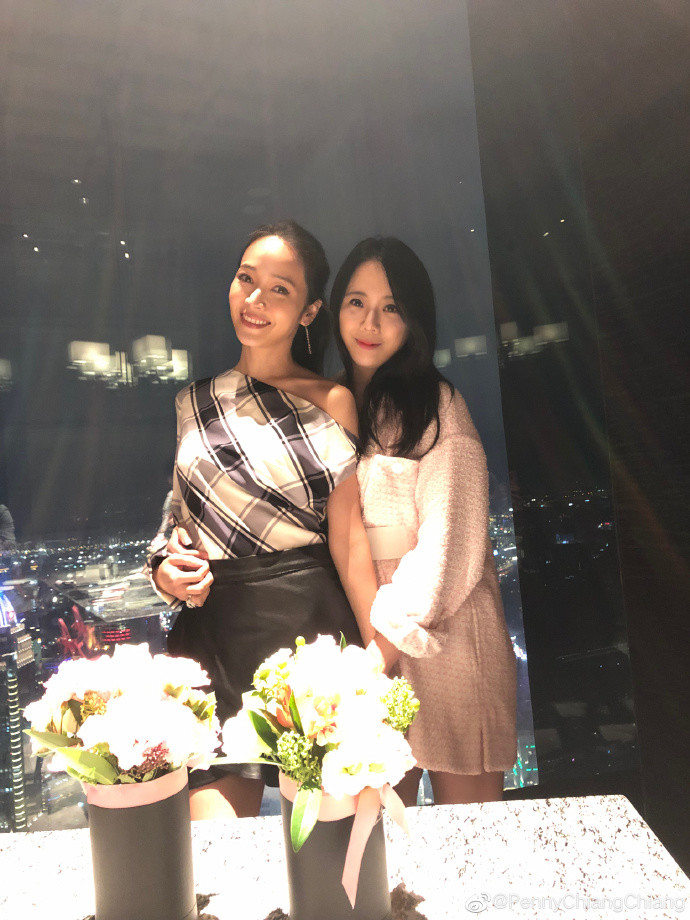 王力宏老婆晒与侯佩岑江佩蓉同框网友差一点成歌坛天王嫂集合