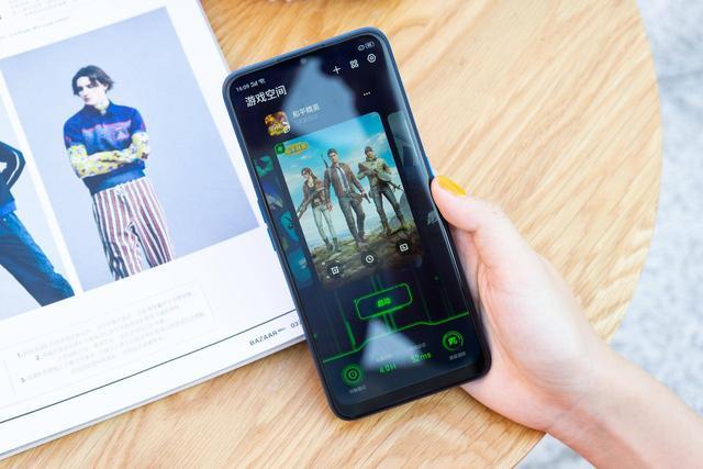 游戏,追剧两不误,8g 128g大内存中端机oppo a11x值得一试