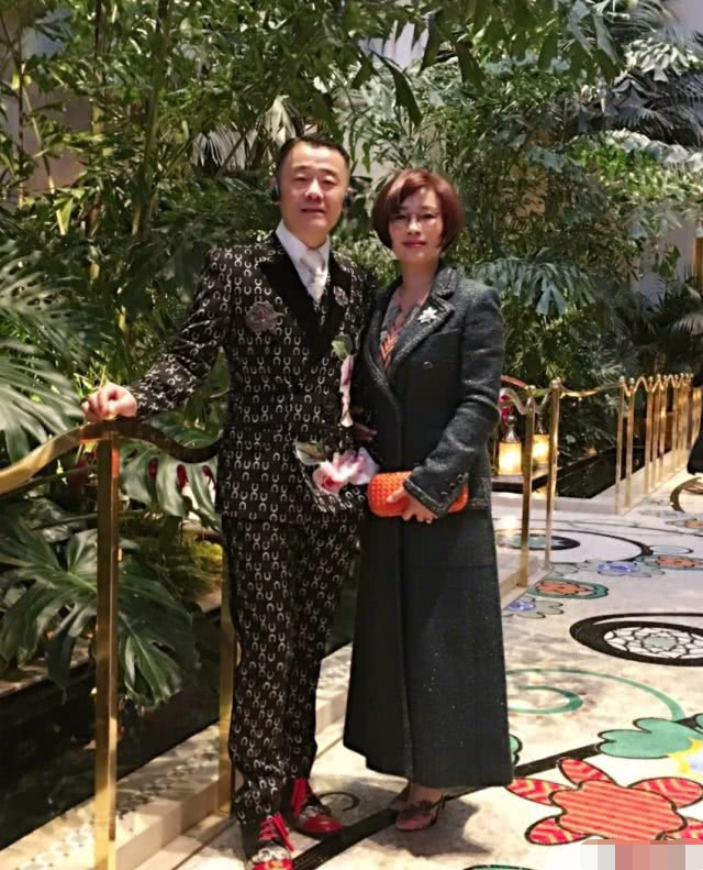 唐爽揭露周立波妻子胡洁:是一个很心机的女人,周立波被她控制