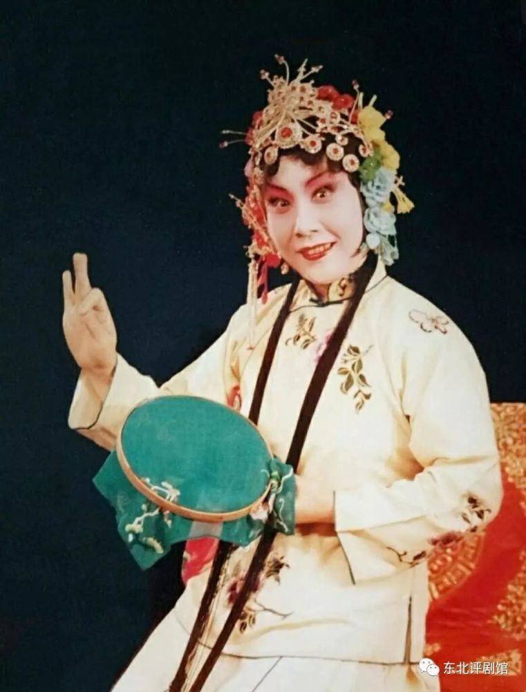 张晖老师关于第三届评剧老艺术家演唱会的盛况,很多文章都已经介绍了.