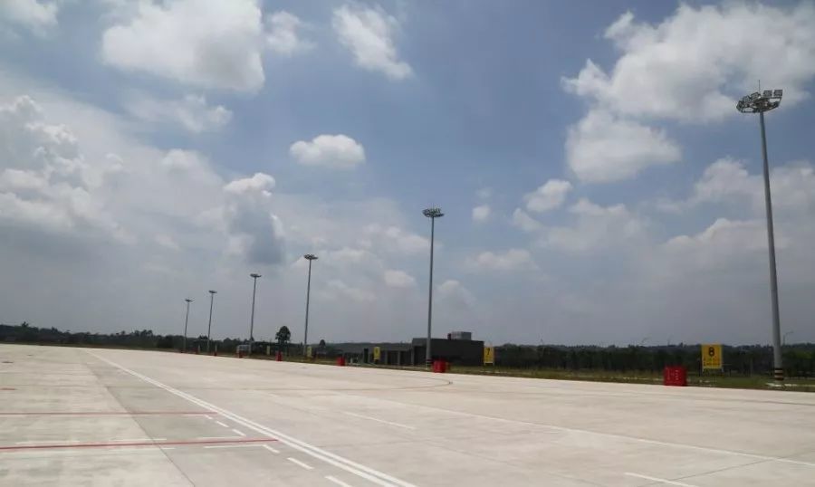 新添机场,未来发展不可估量!