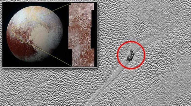 冥王星上出现巨型"蜗牛",难道冥王星上偷偷孕育出了生命?
