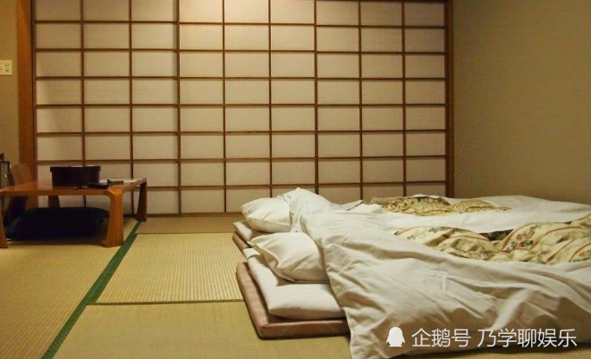 终于知道日本人为什么喜欢睡地板不睡床了 当地导游说明原由 你知道原因吗 腾讯新闻