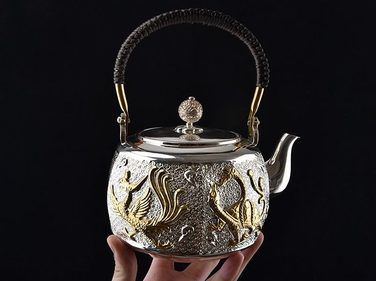 小知识|手工银壶与机制银壶的区别