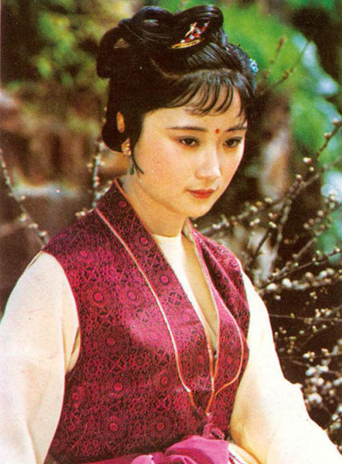 养在僻静之处7年,小沙弥是否有意培养"扬州瘦马"|香菱|红楼梦|葫芦