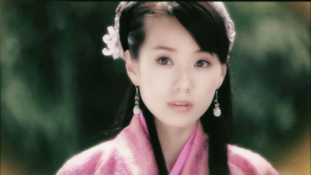 同时,她也是《宝莲灯前传》里面的龙女敖寸心,《东游记》里面的龙三