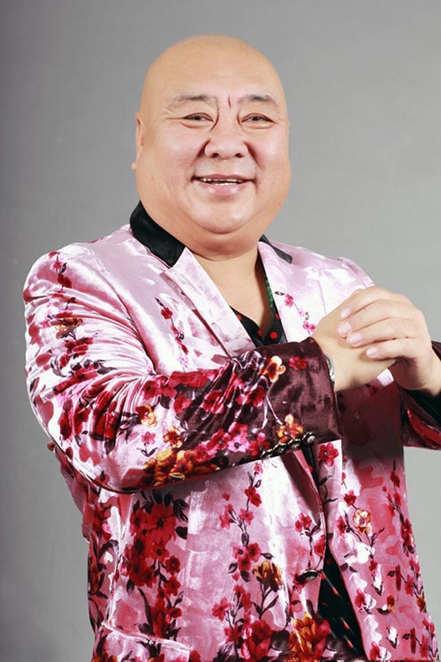 58岁"金不换"去世,心梗抢救无效,司机改行当演员,跑9年龙套