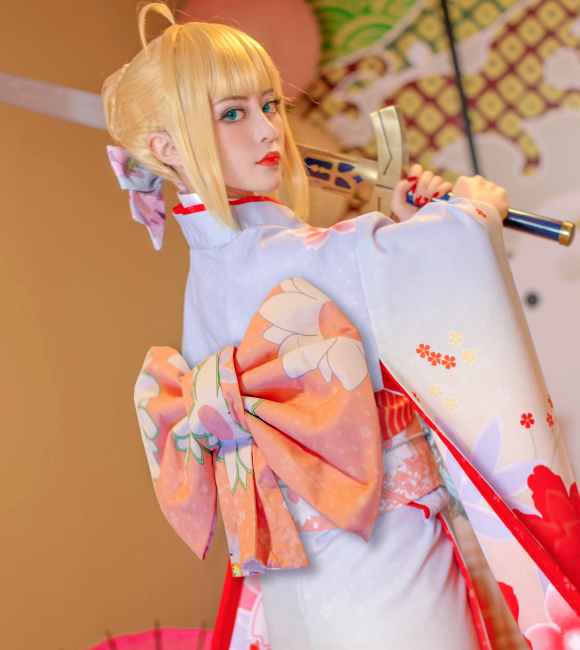 cos骑士王saber,居家和服,秀而不媚