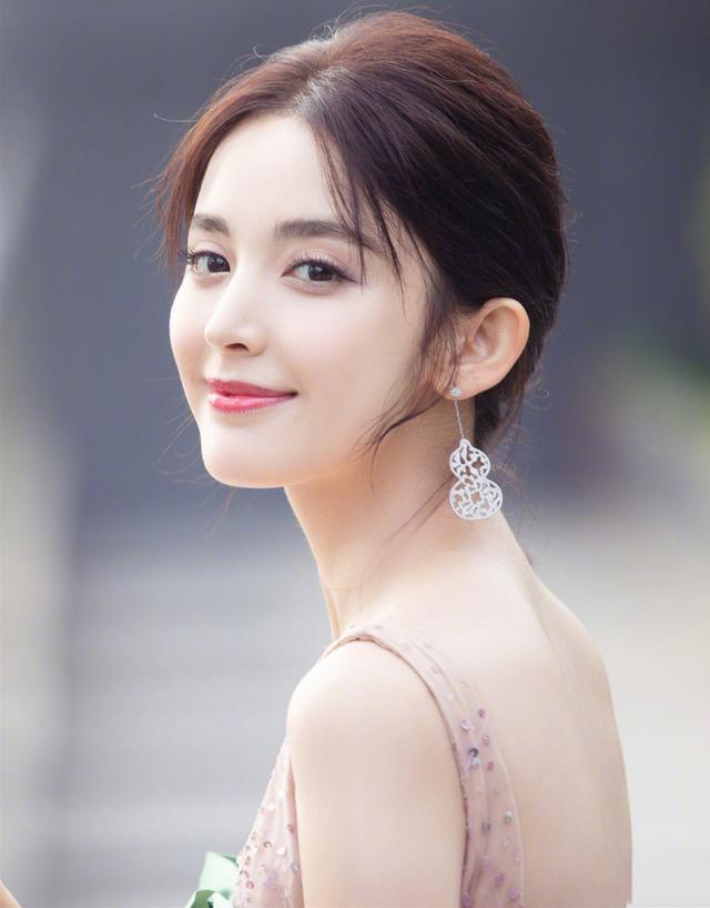 古力娜扎内衣_古力娜扎内衣代言