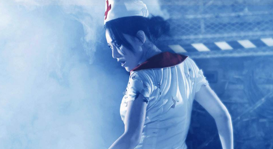 《穿越火线》生化宝贝的原型,夜玫瑰的还原,张馨予真实的演绎