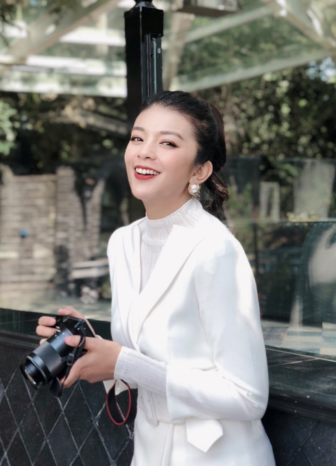 《流星雨》女二蒋媛逆袭成功!"黑妹"成白富美,还撞脸欧阳娜娜