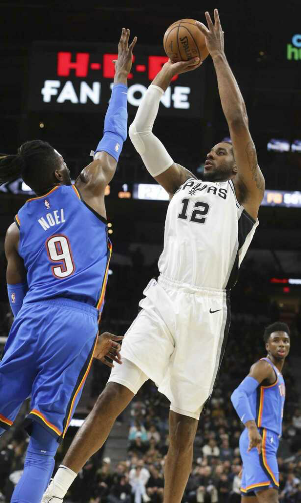 阿德没想太多就是不停投篮不知道连续命中了几个