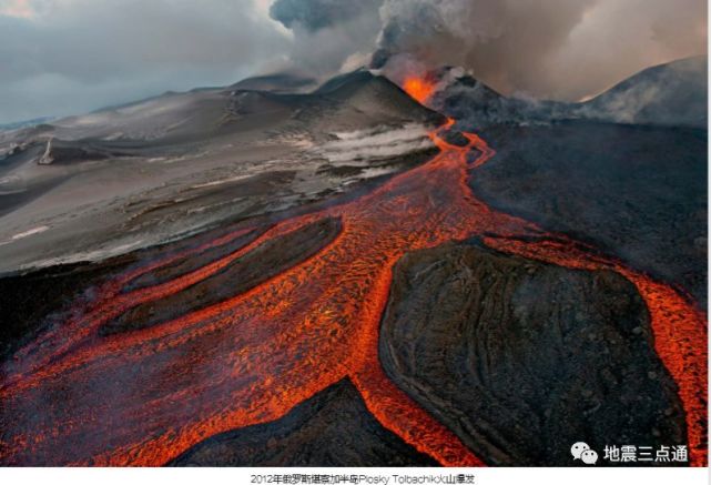 火山噴發的過程是地球釋放內能的過程,是一個完整的地質過程.