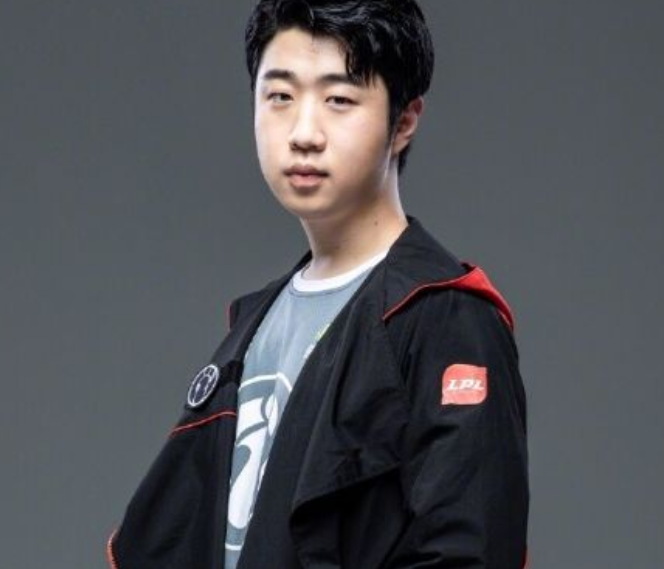 duke离开ig是回去服兵役本人出面澄清事实却透露出一个关键信息