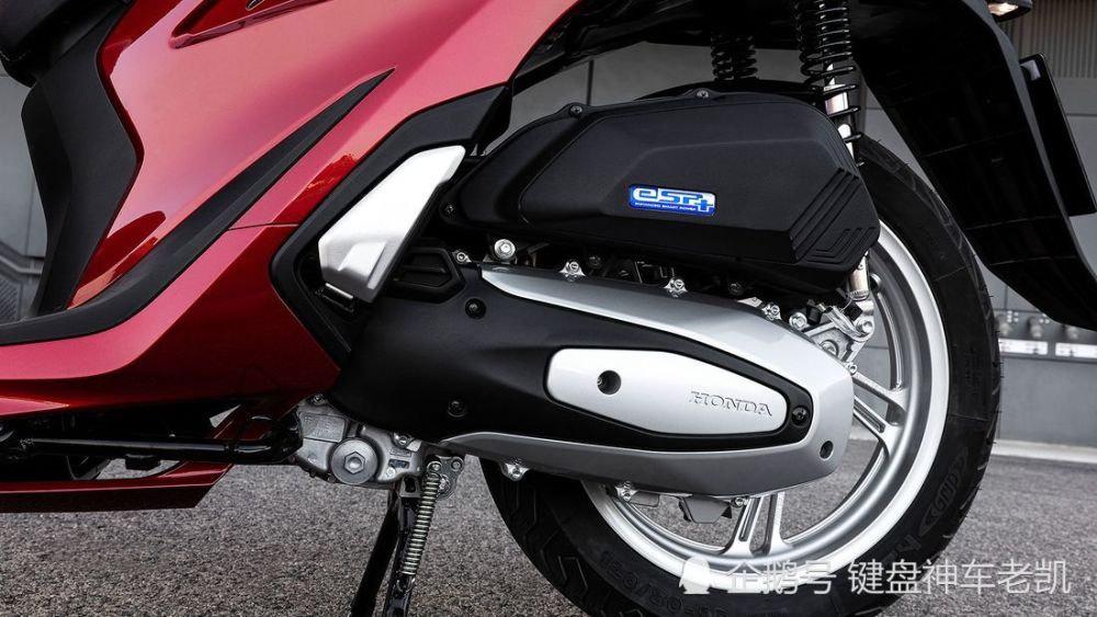 本田发布全新2020款sh125i,标配abs和tc