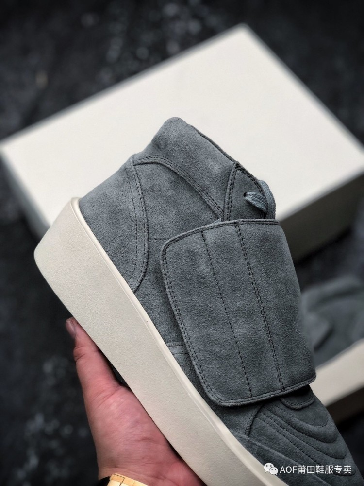 敬畏上帝第六季来袭fearofgod平底中帮魔术贴板鞋开箱测评