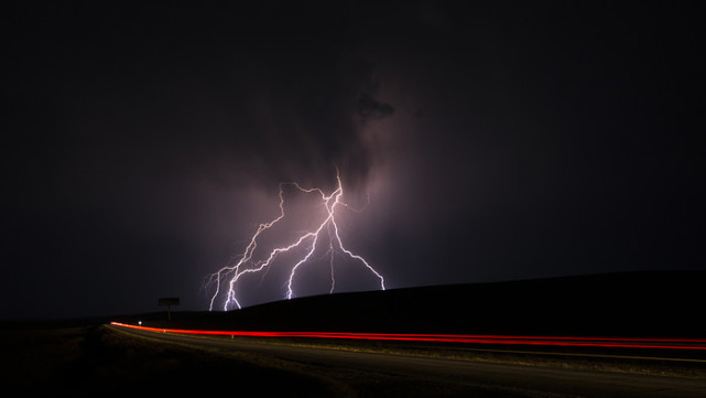 正文翻译: it has been mistaken for ufos wreaked