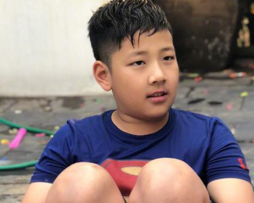 有种"遗传"叫郭涛儿子,父子相差44岁却像复制黏贴,基因强大