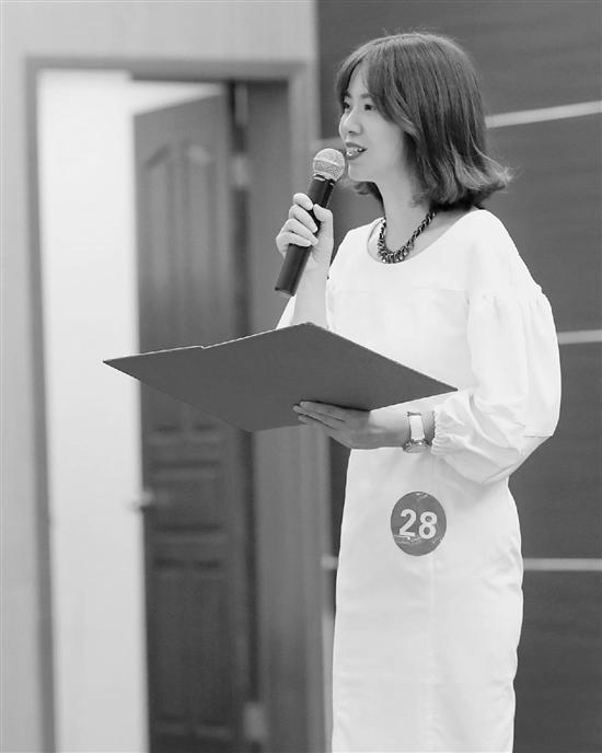 也不是重点班,而是出自浙江省一所乡镇中学——绍兴市嵊州市黄泽中 