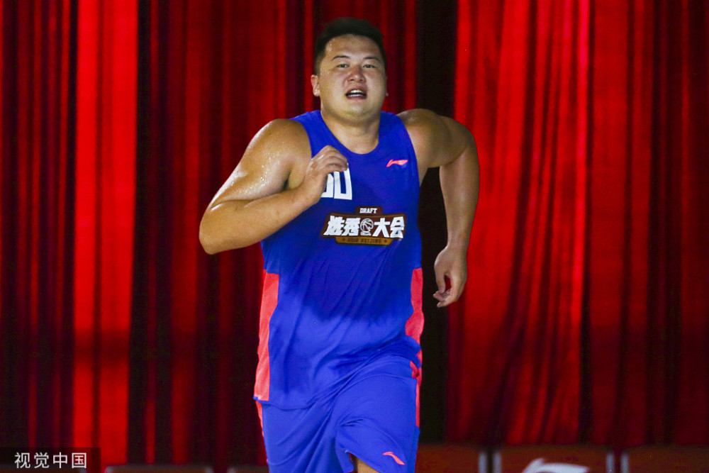 万圣伟25岁生快从北大mvp到cba冠军背后是他不懈努力