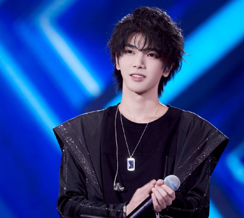 华晨宇最好听的一首歌,成酒吧蹦迪神曲,嗨翻