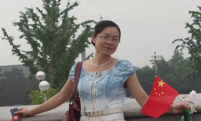 疏影依依诗五首作者谭艳梅