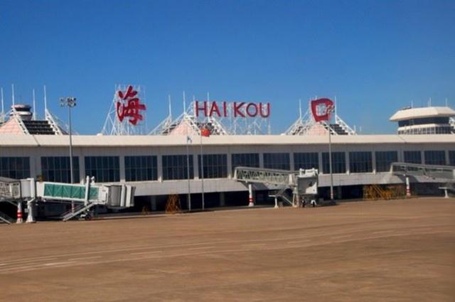 3,空:现有海口美兰机场,三亚凤凰机场,又增加了琼海博鳌机场,乐东机场