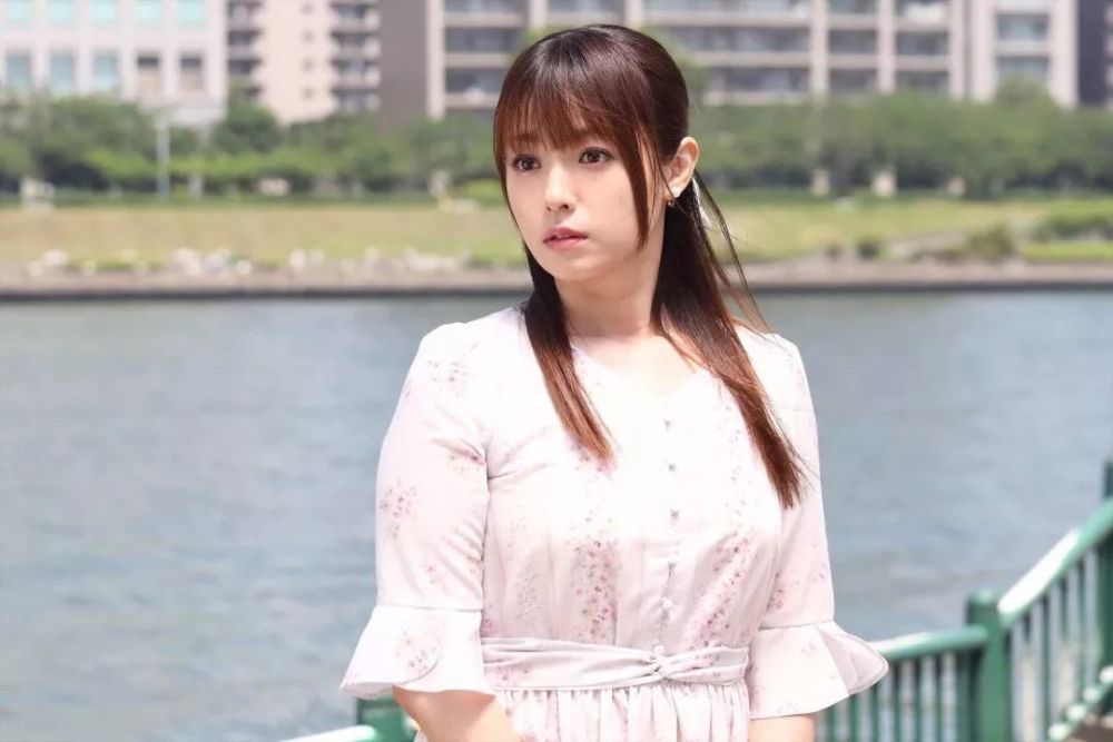 日本一代玉女掌门出演深田恭子的妈 曾艳压众港星的神颜今日垮成这样 腾讯新闻