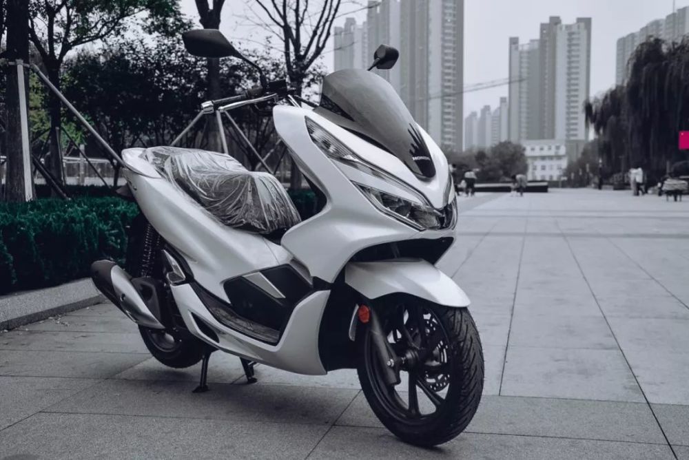 本田26990元市售版pcx150踏板車型圖文解析