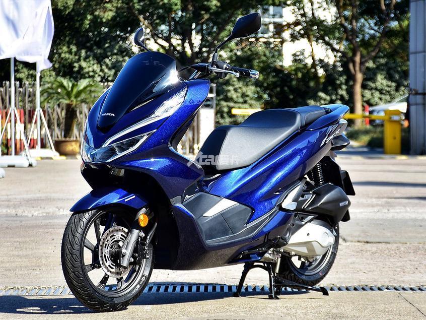 四气门牵引力控制本田新款pcx125发布