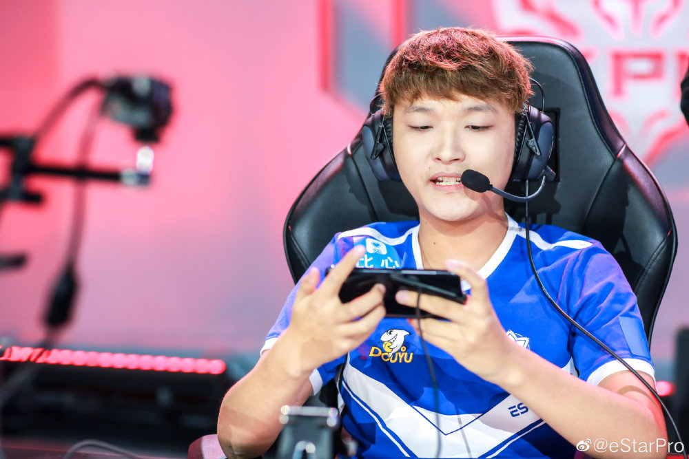 estar猫神:希望能再躺几个冠军!