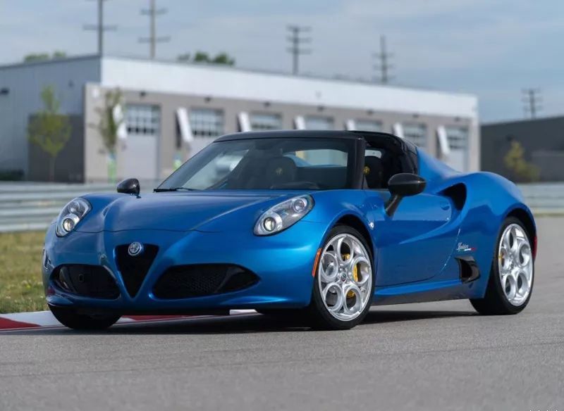 情怀定格!阿尔法罗密欧alfa 4c跑车停产,无继任车型