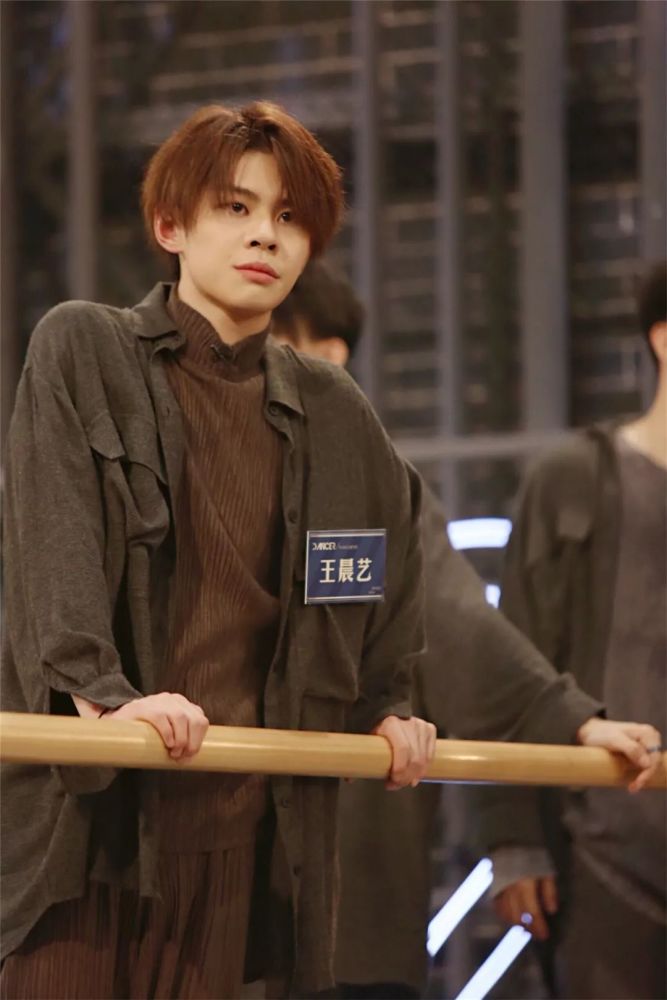 《舞蹈风暴》搭档排位战一触即发 王晨艺为舞台紧张备战