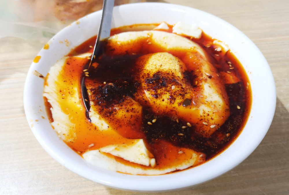 在西安你可以错过很多美食,但到了乾县,一定不能错过乾县豆腐脑