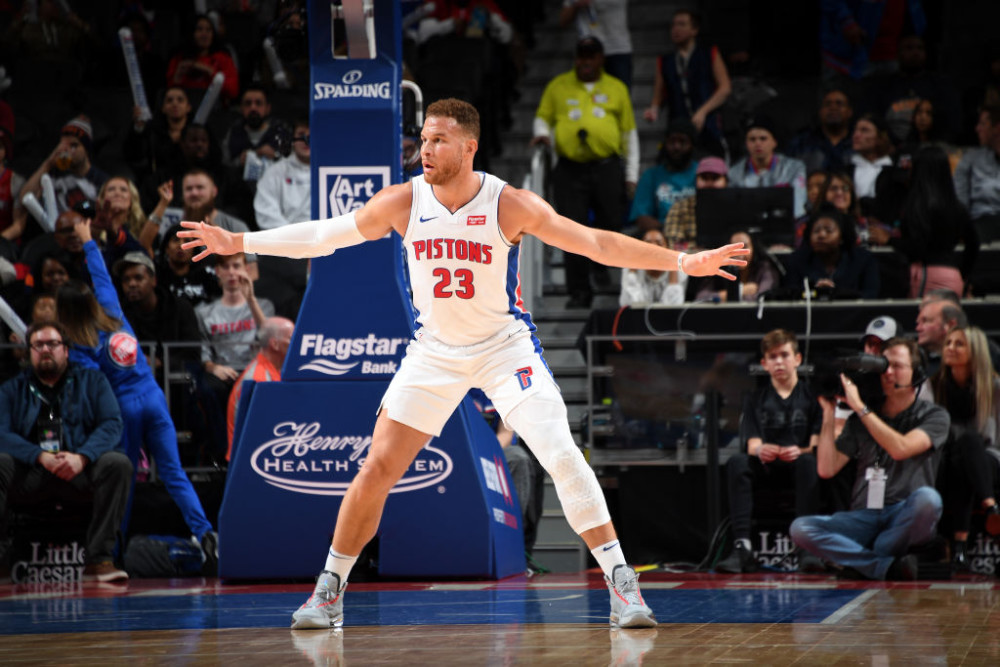 德文-凯西教练今天安排格里芬和德里克-罗斯进入首发阵容,但球队最终