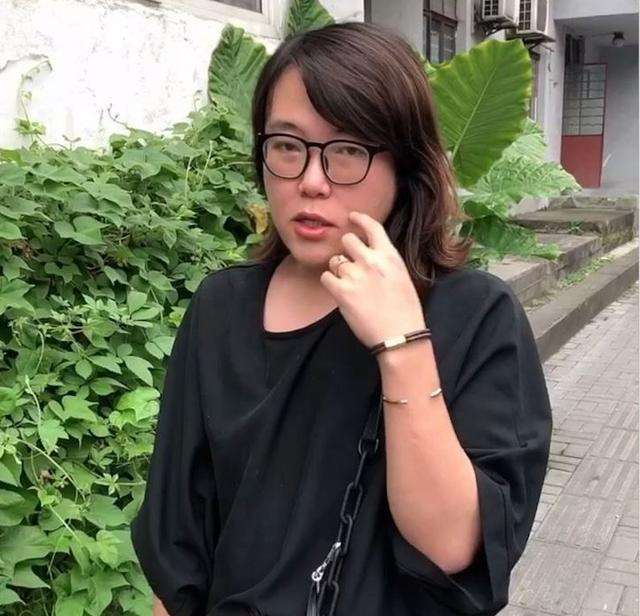 美食放大数倍不算啥,还有强行催吐的!