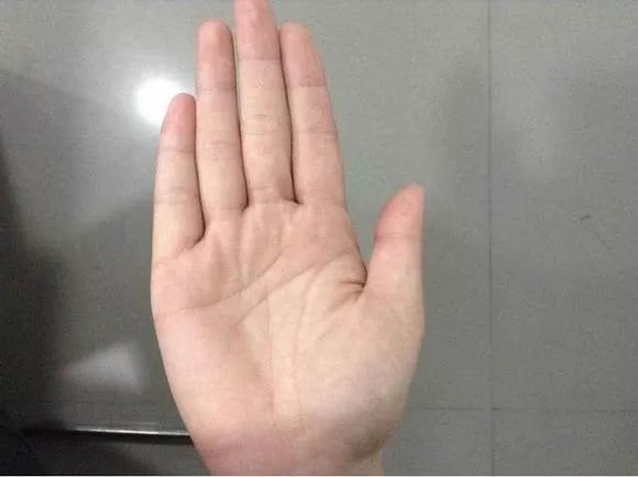 女性这样的手特别容易有财富 腾讯新闻