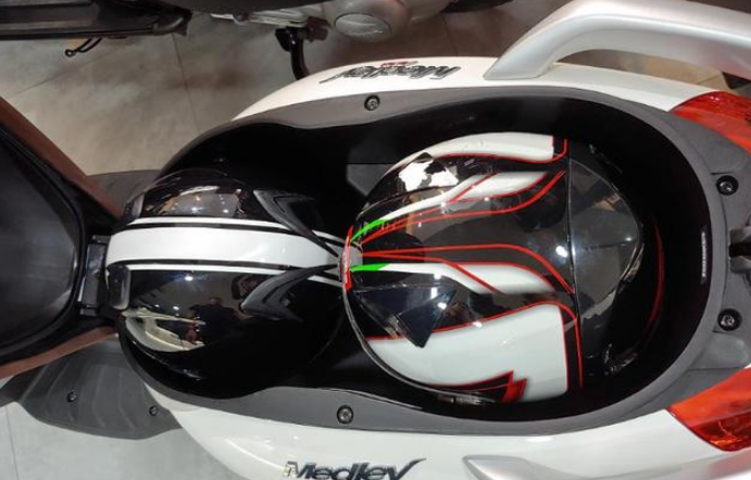 还看啥pcx150,比亚乔2020款medley150"埋地雷"来袭