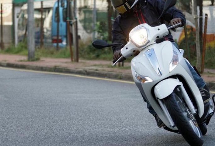 还看啥pcx150,比亚乔2020款medley150"埋地雷"来袭