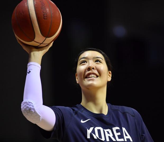 大冷!亚洲第一中国女篮不敌韩国,最后23秒致命失误无缘开门红