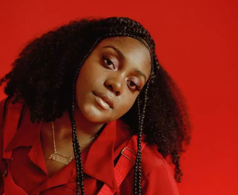 拒绝签约厂牌坚持做独立音乐人的这位女rapper是什么来头?