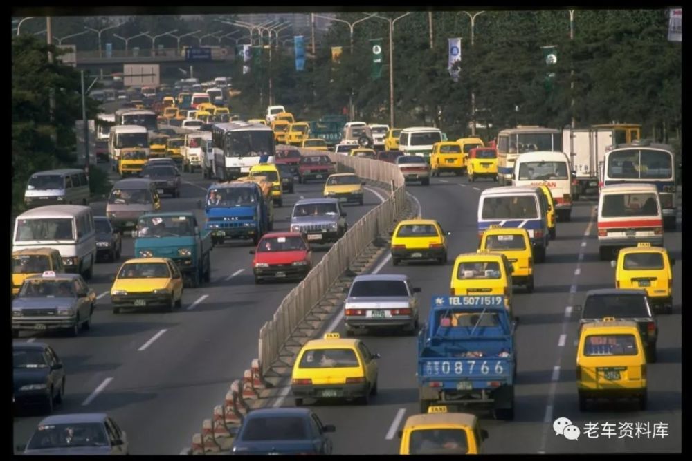 1994年和1999年的北京街景 腾讯新闻