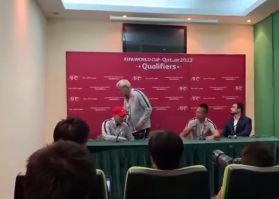 球迷都蒙在鼓里,里皮、武磊赛后采访都说出了