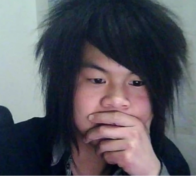 经常"打游戏"的男生,身上大多有3特征,中一个脱单都是走后门!