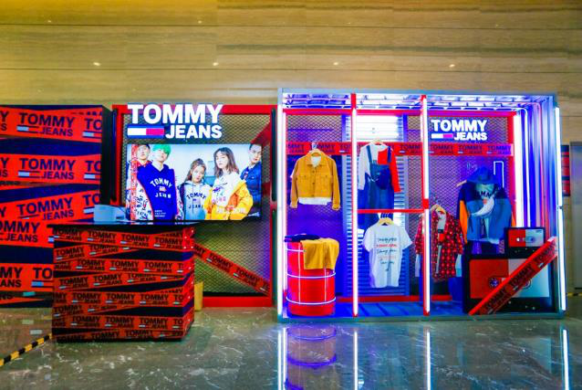 fw19新品pop up store音乐人 钟声 精彩表演摇滚乐队 回春丹 燃躁现场